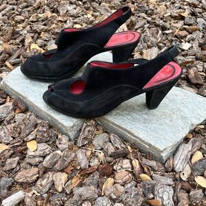 Pas de Rouge Black Peep-Toe Slingback Heels